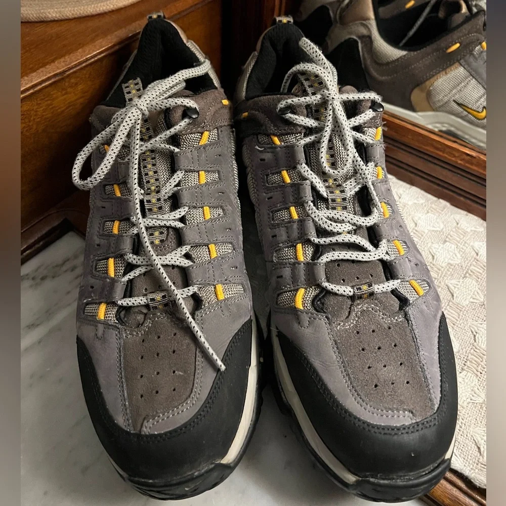 NIKE ACG *Vintage* Tengu II Gore-Tex Sneakers Grey Black Yellow Men's Size 14‎